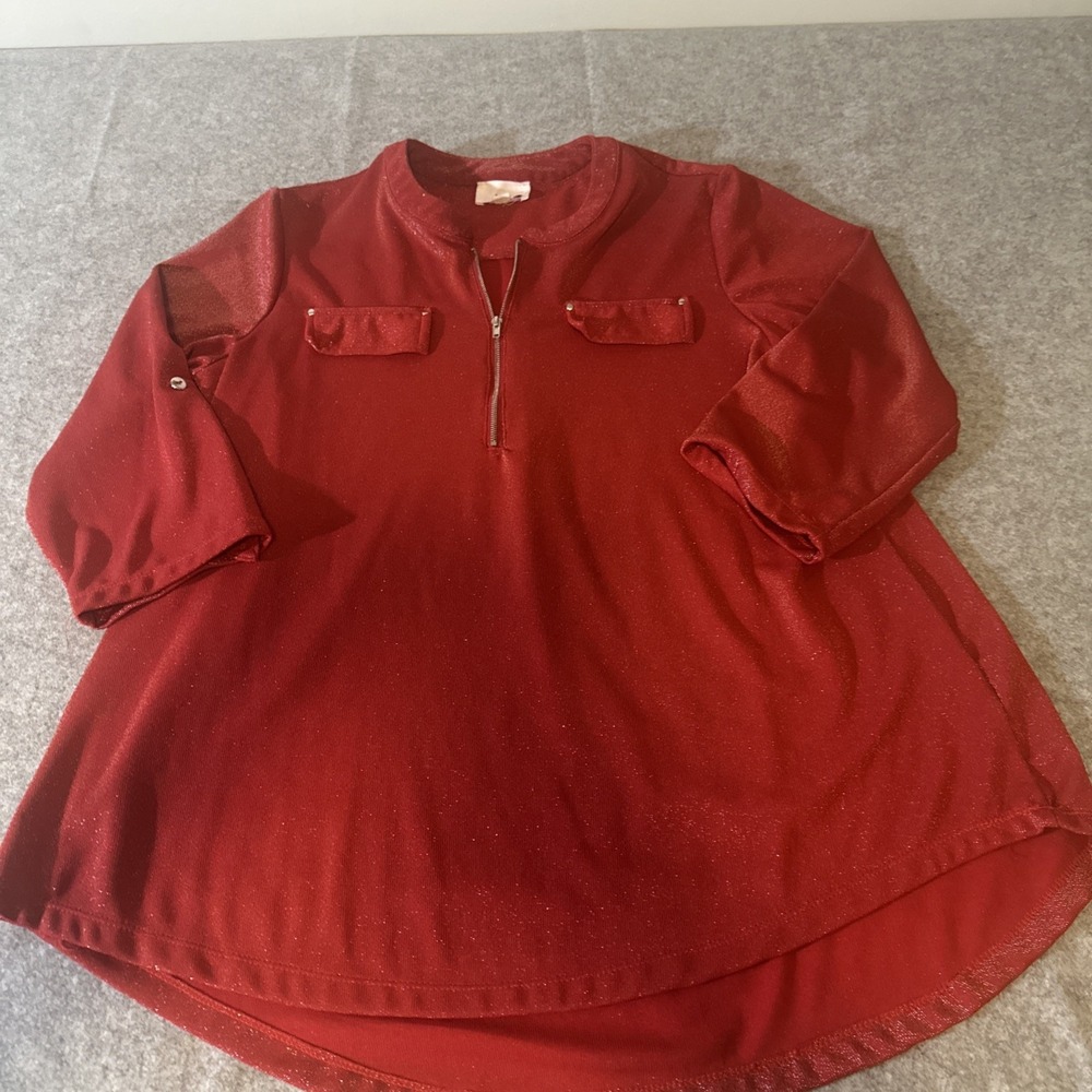 Fyve Woman's Size XL 3/4‎ Sleeve 1/4 Zip Pullover Top Red Sparkles Classic Party
